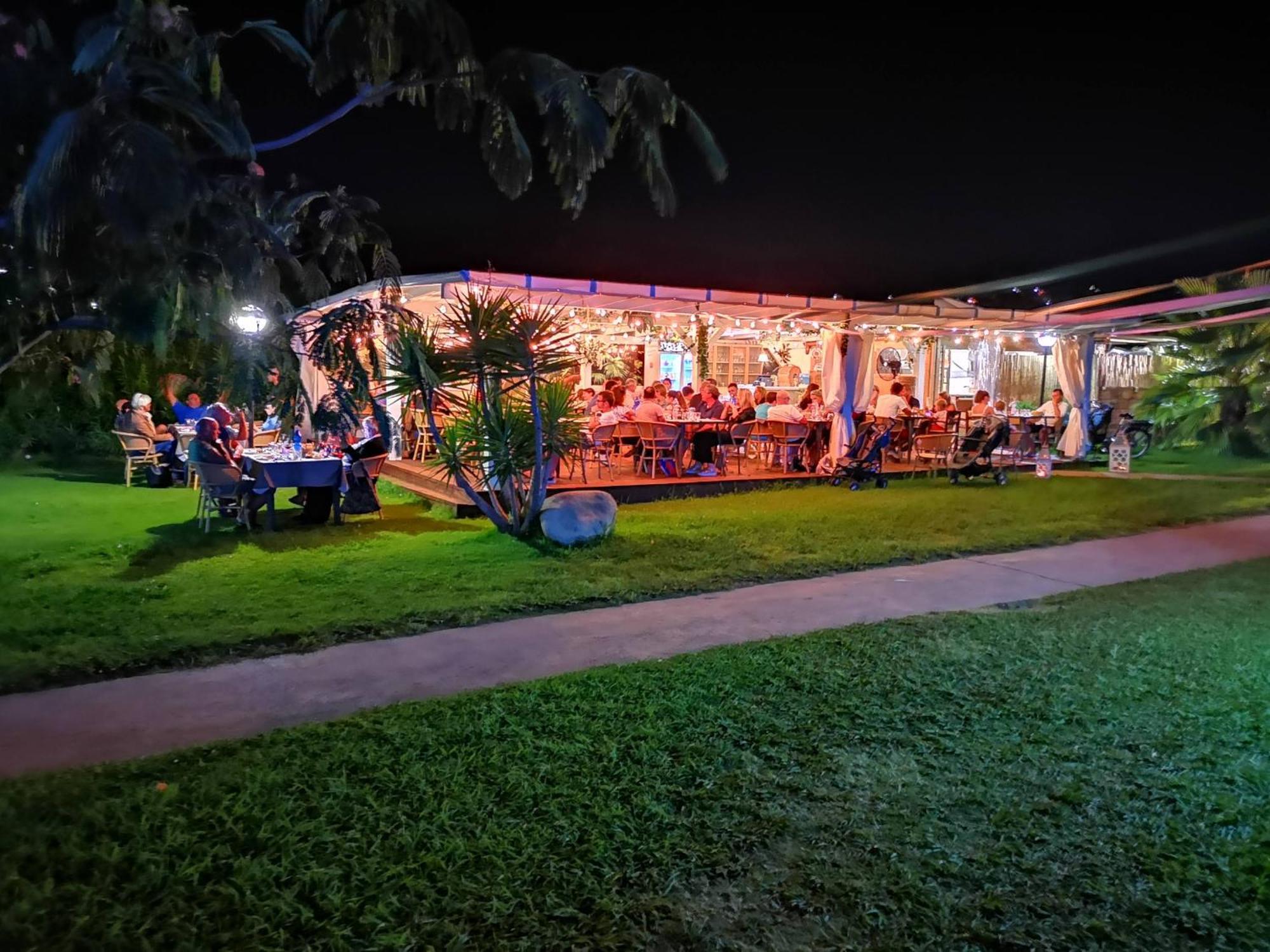 Rey Beach Club Monte Nai Zewnętrze zdjęcie