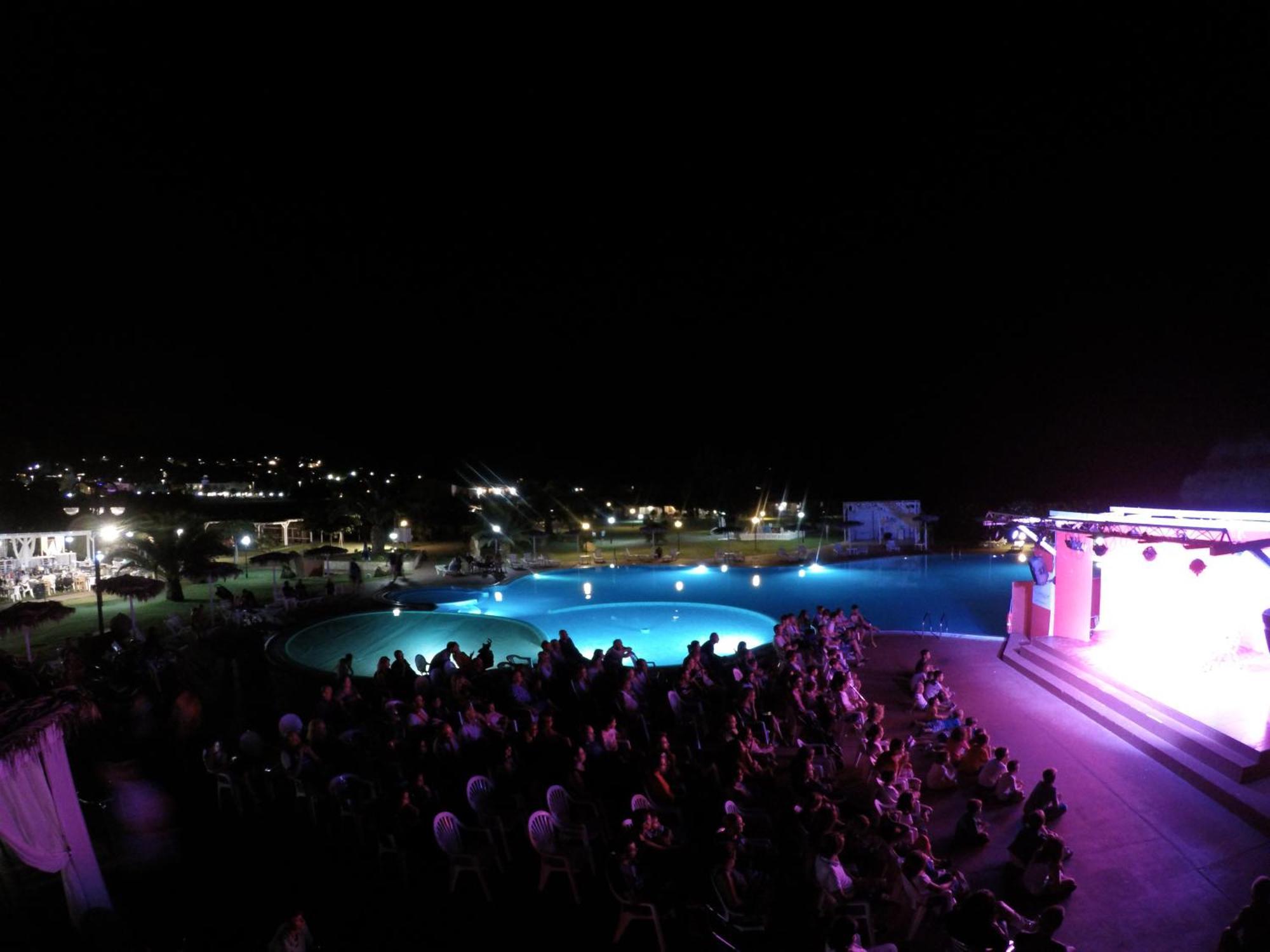 Rey Beach Club Monte Nai Zewnętrze zdjęcie