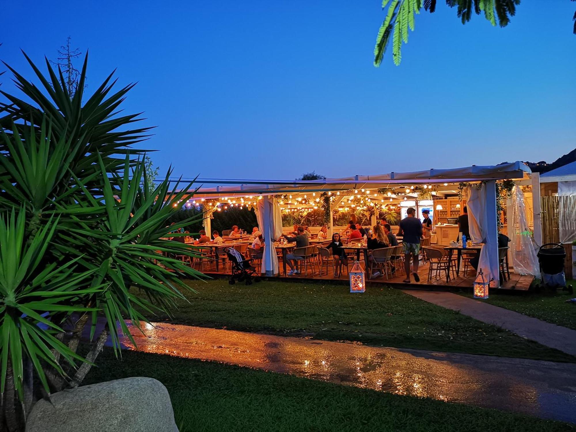 Rey Beach Club Monte Nai Zewnętrze zdjęcie