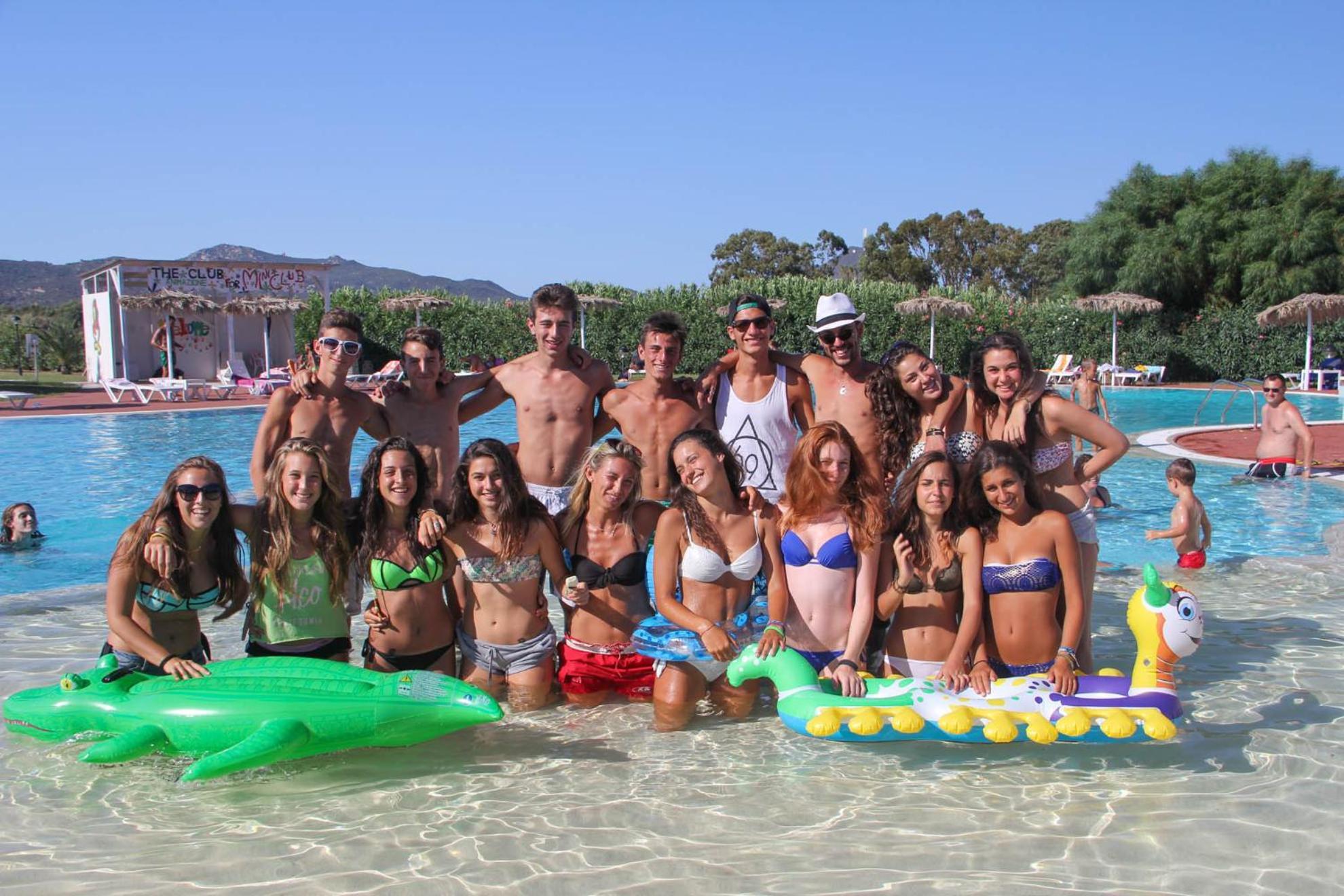Rey Beach Club Monte Nai Zewnętrze zdjęcie