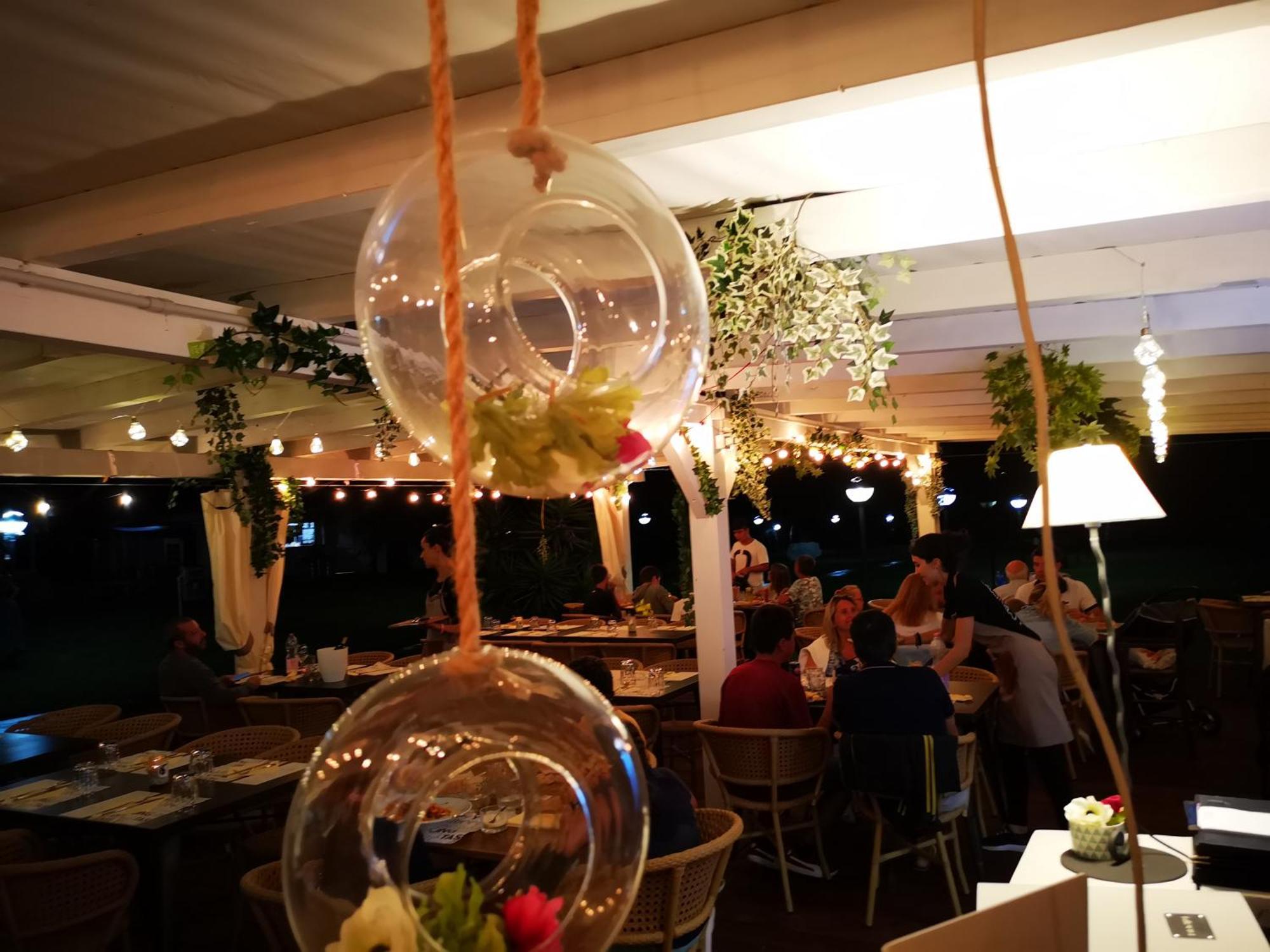 Rey Beach Club Monte Nai Zewnętrze zdjęcie