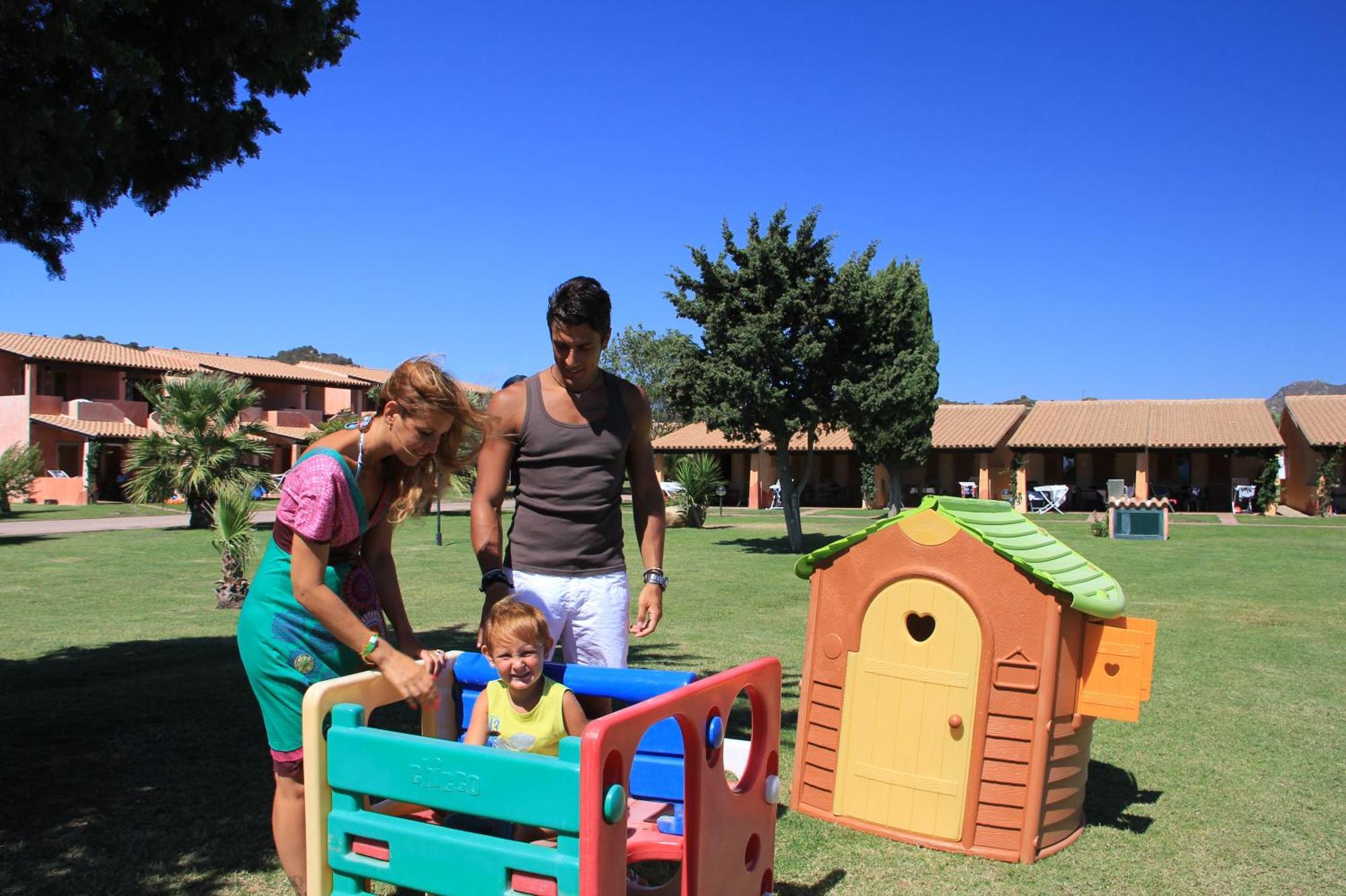 Rey Beach Club Monte Nai Zewnętrze zdjęcie
